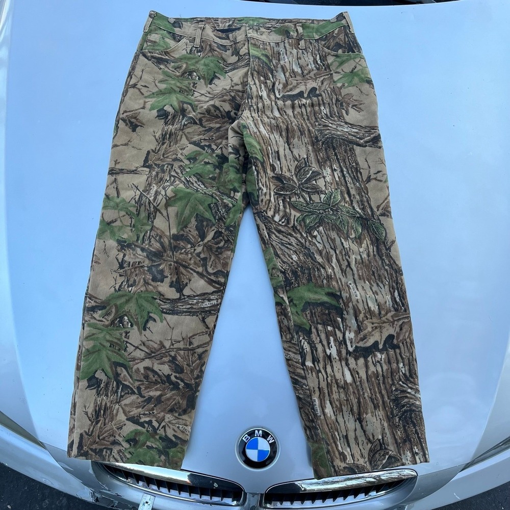 90s Insulated Camouflaged REALTREE Cabelas pants